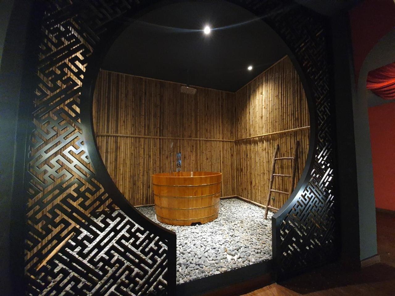 Language Exchange Hotel 3 Хошимин Экстерьер фото